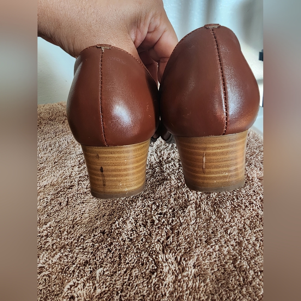 Women's Brown Loafers.  Size 35. Brand the lab.  That's right - Picture 5 of 16
